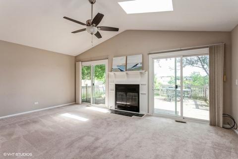 232 Westbrook Cir, Naperville, IL 60565 photo 8
