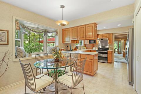 2289 Post Rd, Northbrook, IL 60062 photo 10