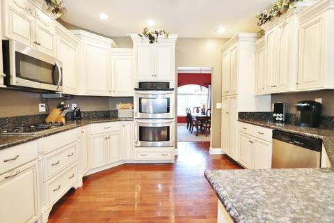 1043 Forest View Dr, Morris, IL 60450 photo 18