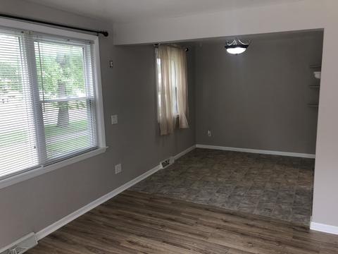 930 S 7th Ave, Kankakee, IL 60901 photo 8