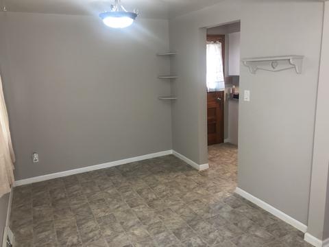 930 S 7th Ave, Kankakee, IL 60901 photo 10