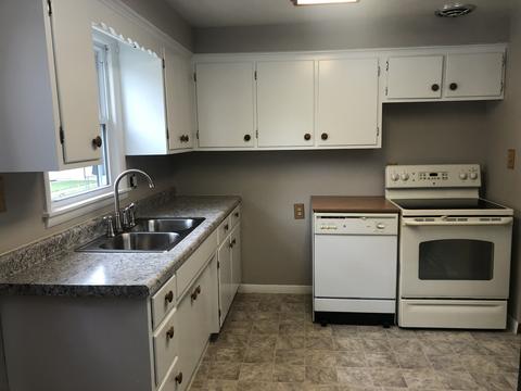 930 S 7th Ave, Kankakee, IL 60901 photo 11