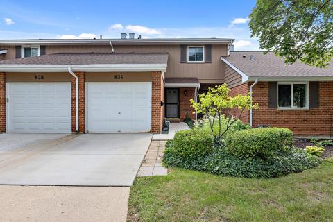 834 Heatherbrook Ct, Wheaton, IL 60189 photo 2