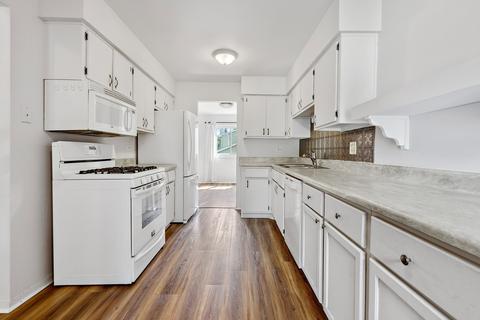834 Heatherbrook Ct, Wheaton, IL 60189 photo 7