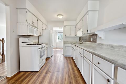 834 Heatherbrook Ct, Wheaton, IL 60189 photo 8