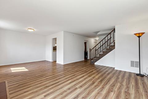 834 Heatherbrook Ct, Wheaton, IL 60189 photo 6