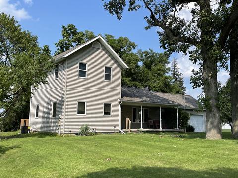 813 Masso St, Chenoa, IL 61726 photo 4