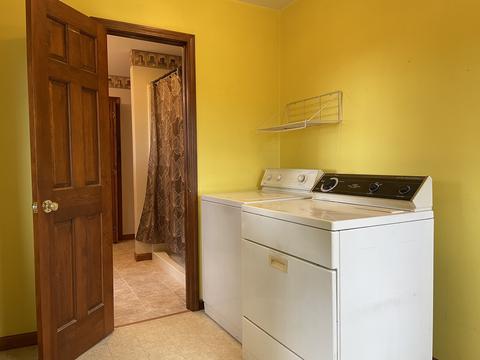 813 Masso St, Chenoa, IL 61726 photo 25