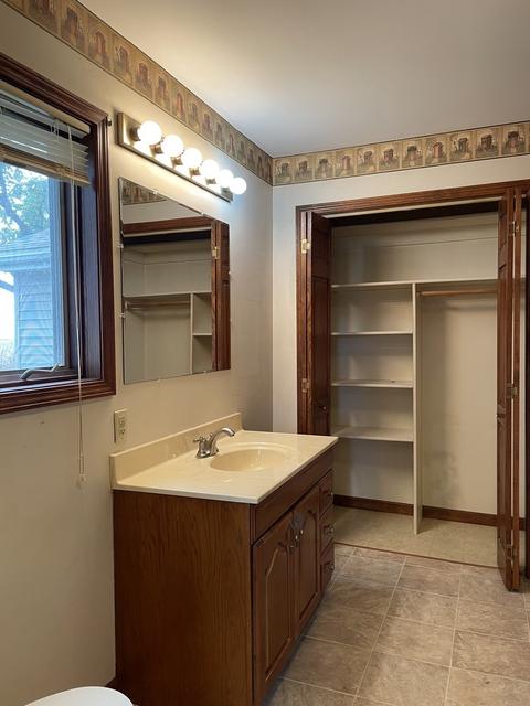 813 Masso St, Chenoa, IL 61726 photo 21