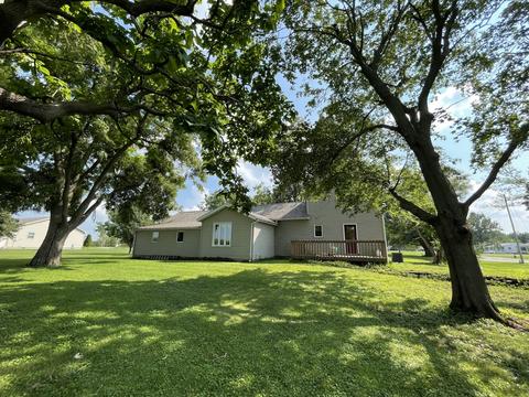 813 Masso St, Chenoa, IL 61726 photo 7