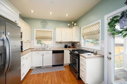 810 Mapleton Ave, Oak Park, IL 60302 photo 6