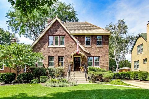818 N Summit St, Wheaton, IL 60187 photo 2
