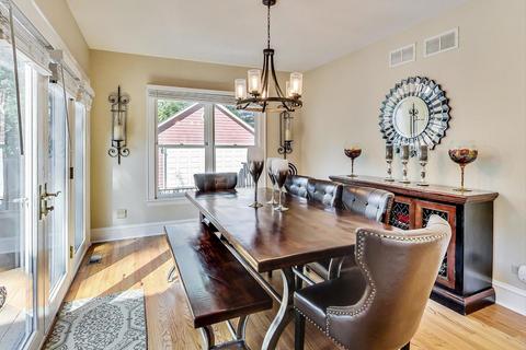 818 N Summit St, Wheaton, IL 60187 photo 13