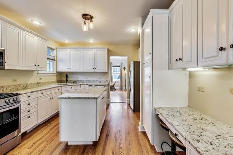 818 N Summit St, Wheaton, IL 60187 photo 10