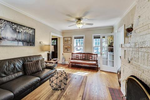 818 N Summit St, Wheaton, IL 60187 photo 7