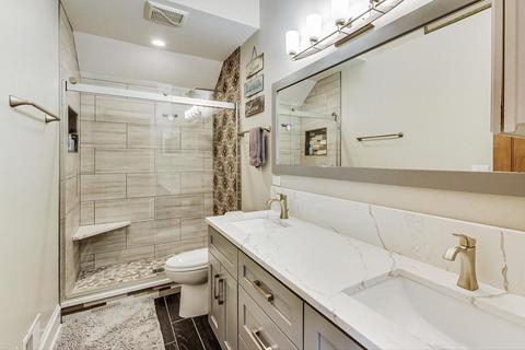 818 N Summit St, Wheaton, IL 60187 photo 22