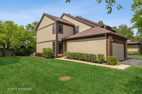 147 Shadowbend Dr, Wheeling, IL 60090 photo 2