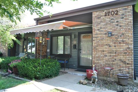 1702 Rockingham Dr #3, Normal, IL 61761 photo 2