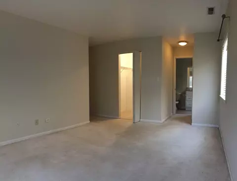 1710 Robin Ln #A, Hoffman Estates, IL 60169 photo 6