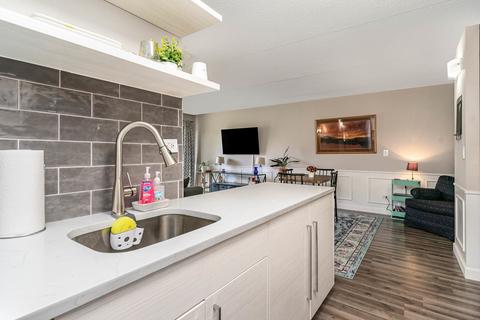 5550 Astor Ln #208, Rolling Meadows, IL 60008 photo 15