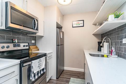 5550 Astor Ln #208, Rolling Meadows, IL 60008 photo 13