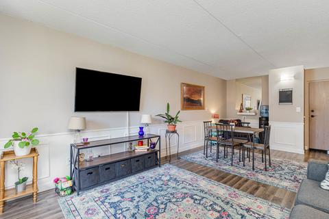 5550 Astor Ln #208, Rolling Meadows, IL 60008 photo 7