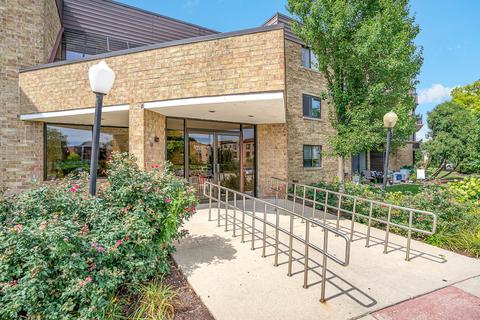 5550 Astor Ln #208, Rolling Meadows, IL 60008 photo 21