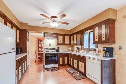 532 Willow Ln, Beecher, IL 60401 photo 7