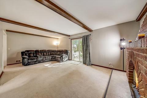 1516 Apache Dr, Naperville, IL 60563 photo 7