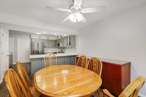 1924 Golfview Dr, Bartlett, IL 60103 photo 9