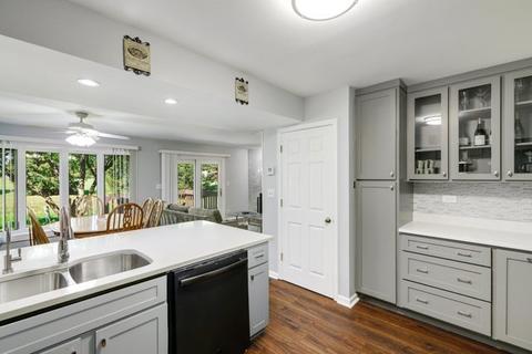 1924 Golfview Dr, Bartlett, IL 60103 photo 13