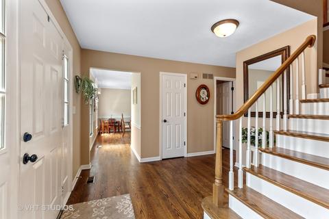 1910 Salem Rd, Elgin, IL 60123 photo 2