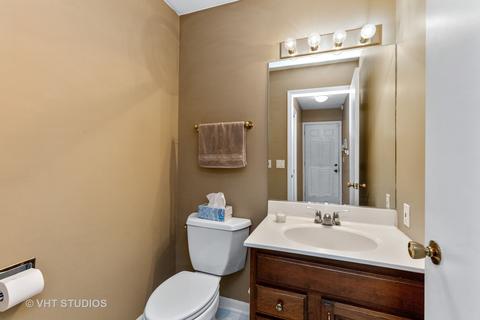1910 Salem Rd, Elgin, IL 60123 photo 11