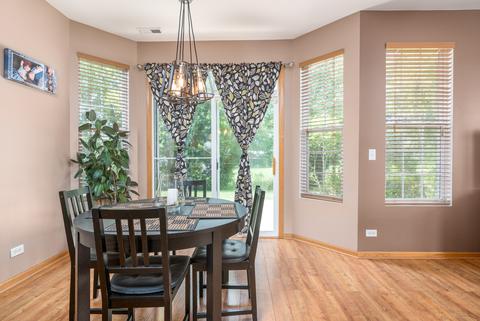 1440 Millbrook Dr, Algonquin, IL 60102 photo 4