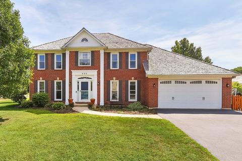 600 Apple River Dr, Naperville, IL 60565 photo 1