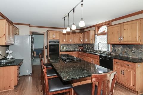 600 Apple River Dr, Naperville, IL 60565 photo 10