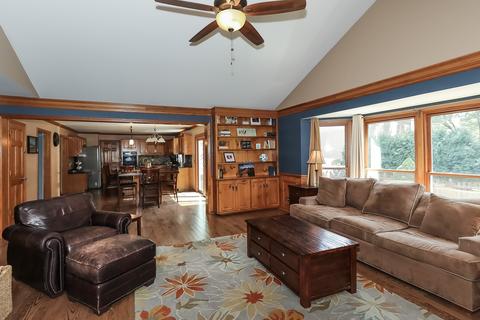 600 Apple River Dr, Naperville, IL 60565 photo 17