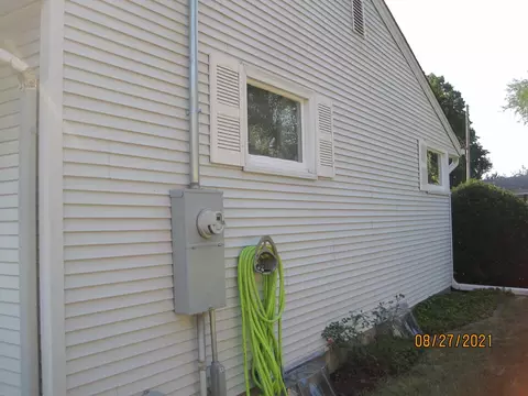 205 Robinson Dr, Morris, IL 60450 photo 5