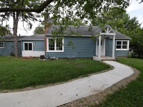 820 Manchester Rd, Normal, IL 61761 photo 1