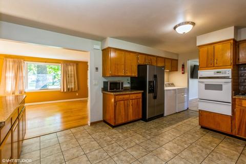 5 Cherry Dr, Kankakee, IL 60901 photo 3