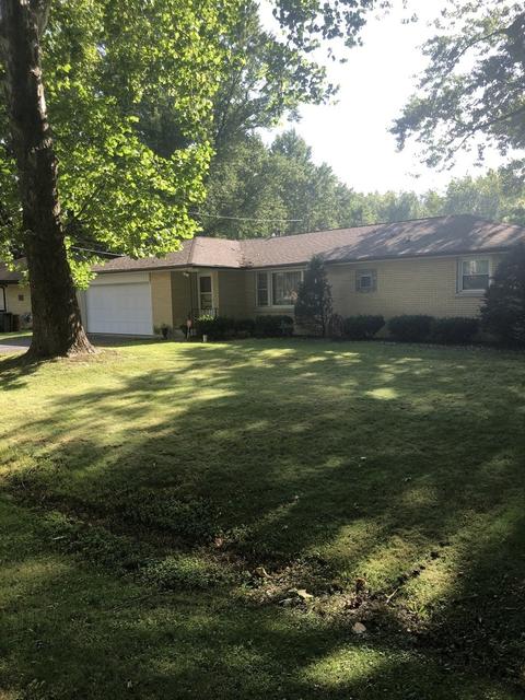 5 Cherry Dr, Kankakee, IL 60901 photo 2