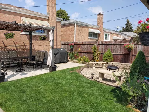 7015 W 63rd Pl, Chicago, IL 60638 photo 18