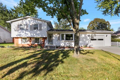2113 Robert Dr, Champaign, IL 61821 photo 1