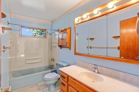 2113 Robert Dr, Champaign, IL 61821 photo 13