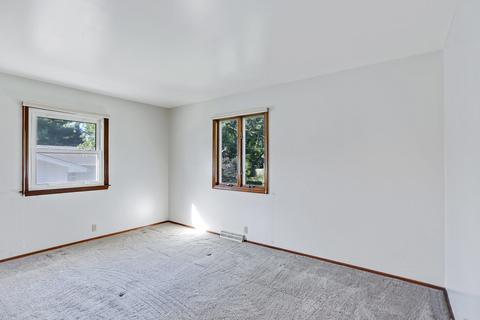 2113 Robert Dr, Champaign, IL 61821 photo 10