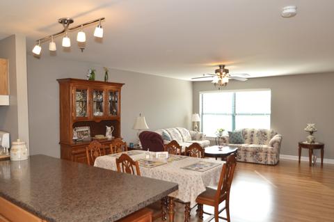 3265 Kirchoff Rd #321, Rolling Meadows, IL 60008 photo 5