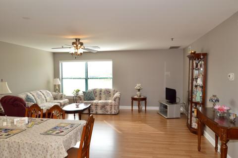 3265 Kirchoff Rd #321, Rolling Meadows, IL 60008 photo 6