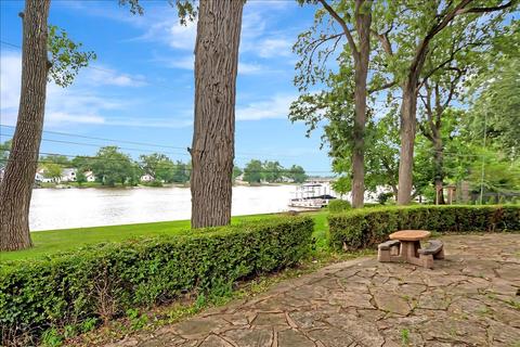 877 S Chicago Ave, Kankakee, IL 60901 photo 6