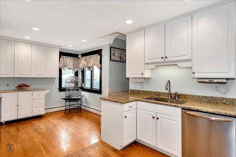 877 S Chicago Ave, Kankakee, IL 60901 photo 10