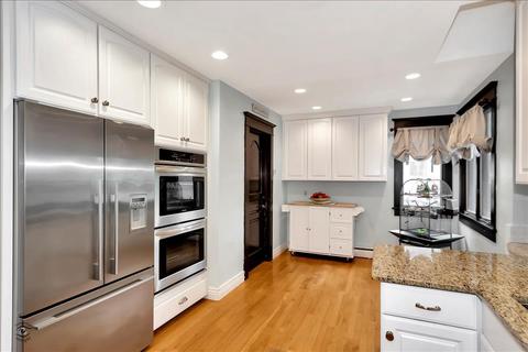 877 S Chicago Ave, Kankakee, IL 60901 photo 9